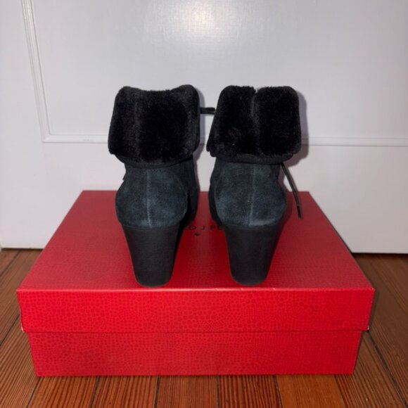 Donald J Pliner Black Suede Wedge Booties with Faux Fur Cuffs.  Size 8.5 - Picture 6 of 8